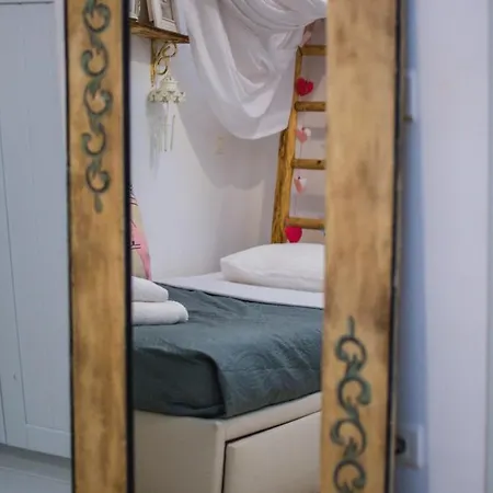 Holiday home Mv Serenity *